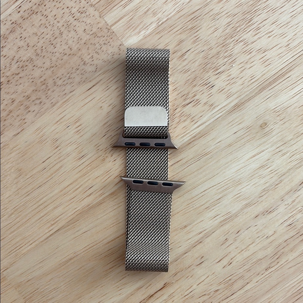 Apple Gold Mesh Watch Band